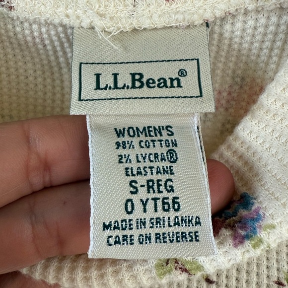 L.L. Bean Women’s waffle thermal Long Sleeve Floral Size Small - Picture 5 of 7